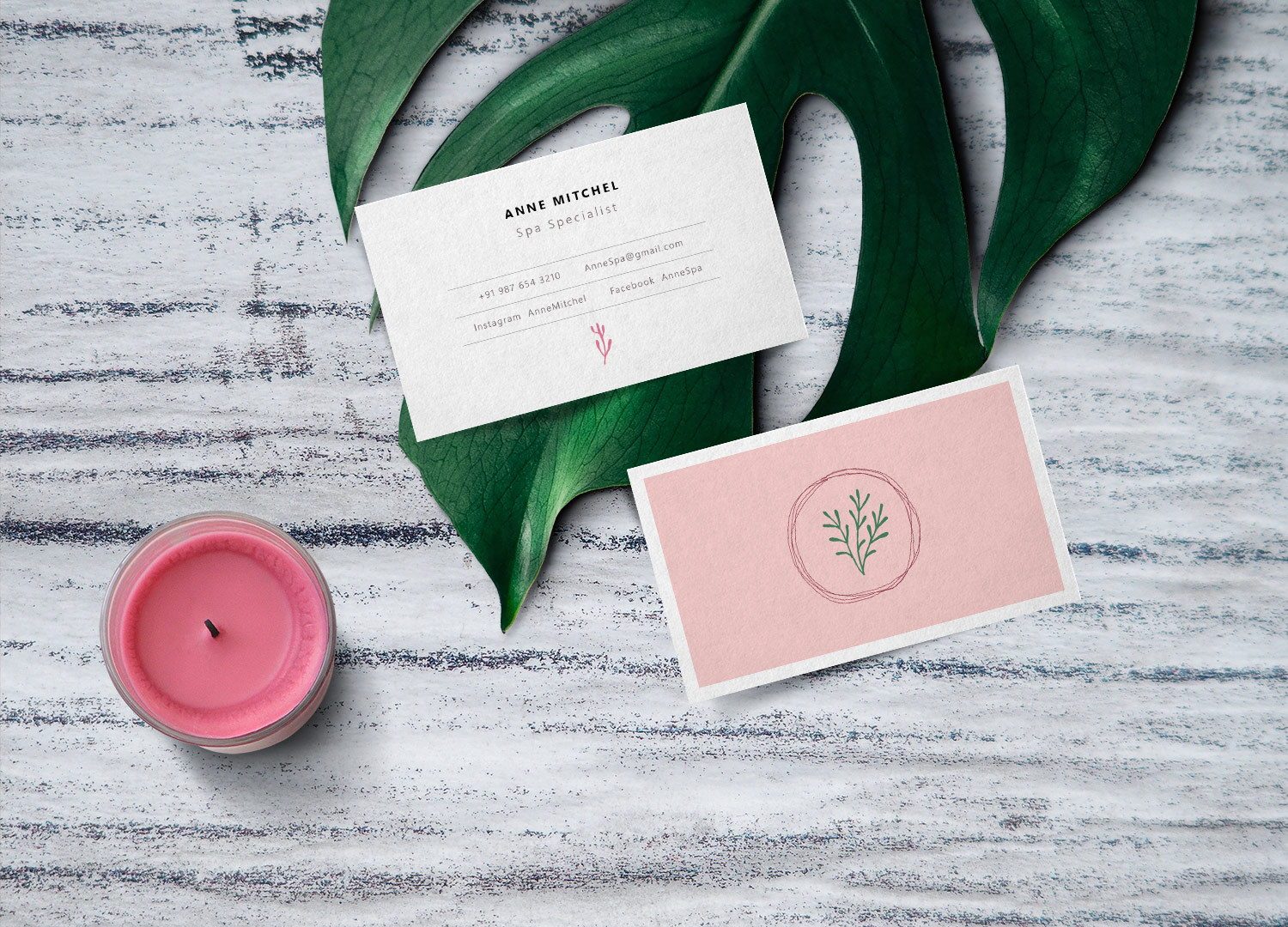 Feminine Business Card PSD Mockup