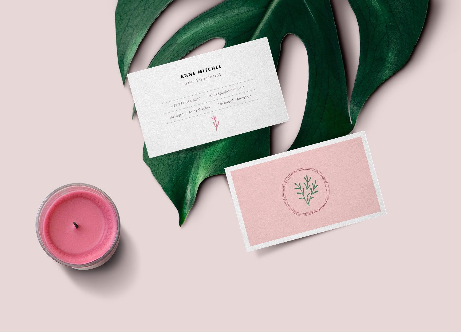 Feminine Business Card PSD Mockup