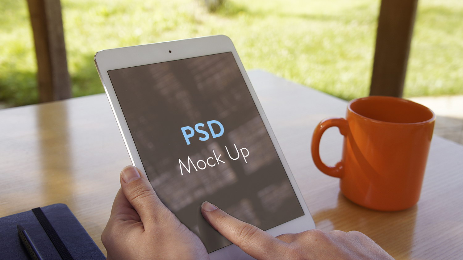 iPad Mini PSD Mockup