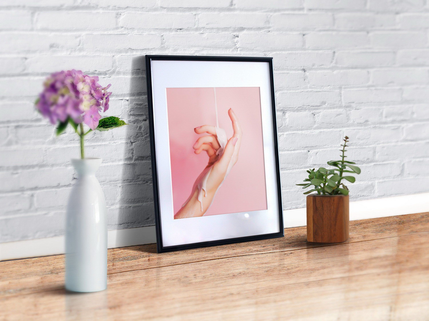 Realistic Photo Frame Mockup PSD