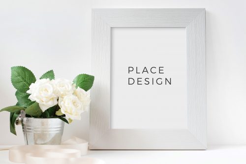 Elegant Photo Frame / Poster Mockup PSD