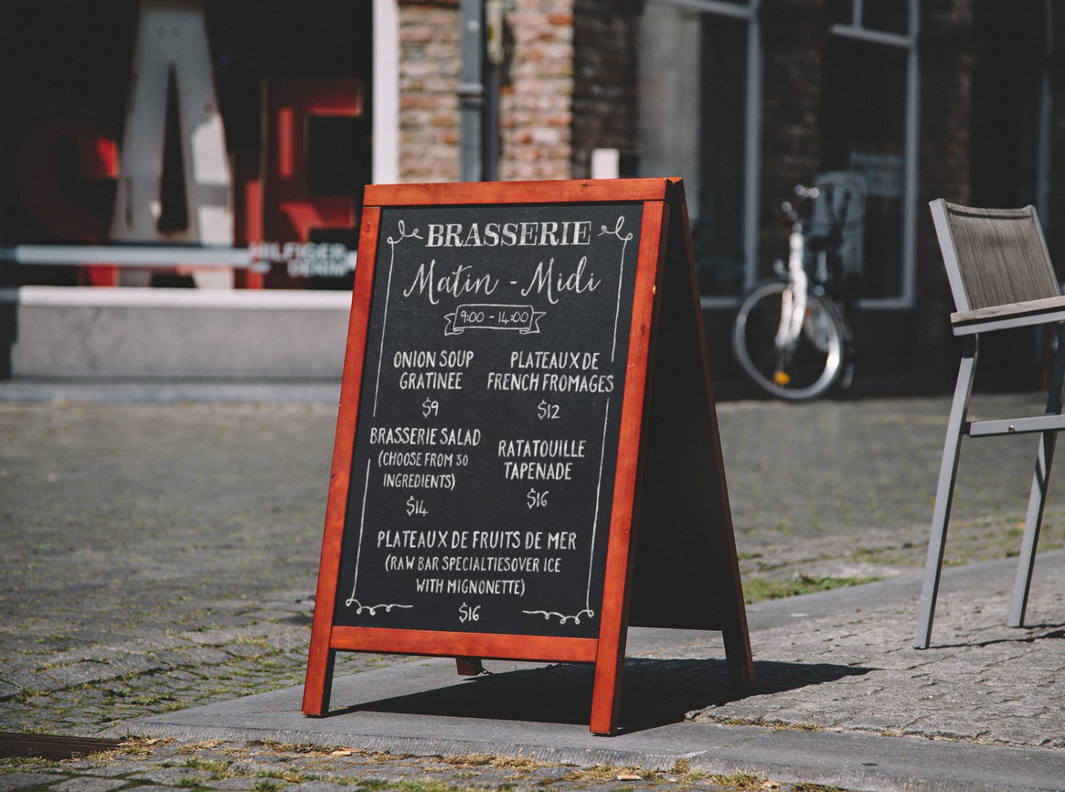 Frame Chalkboard Menu Mockup