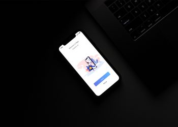 Free iPhone 11 Realistic Mockup PSD