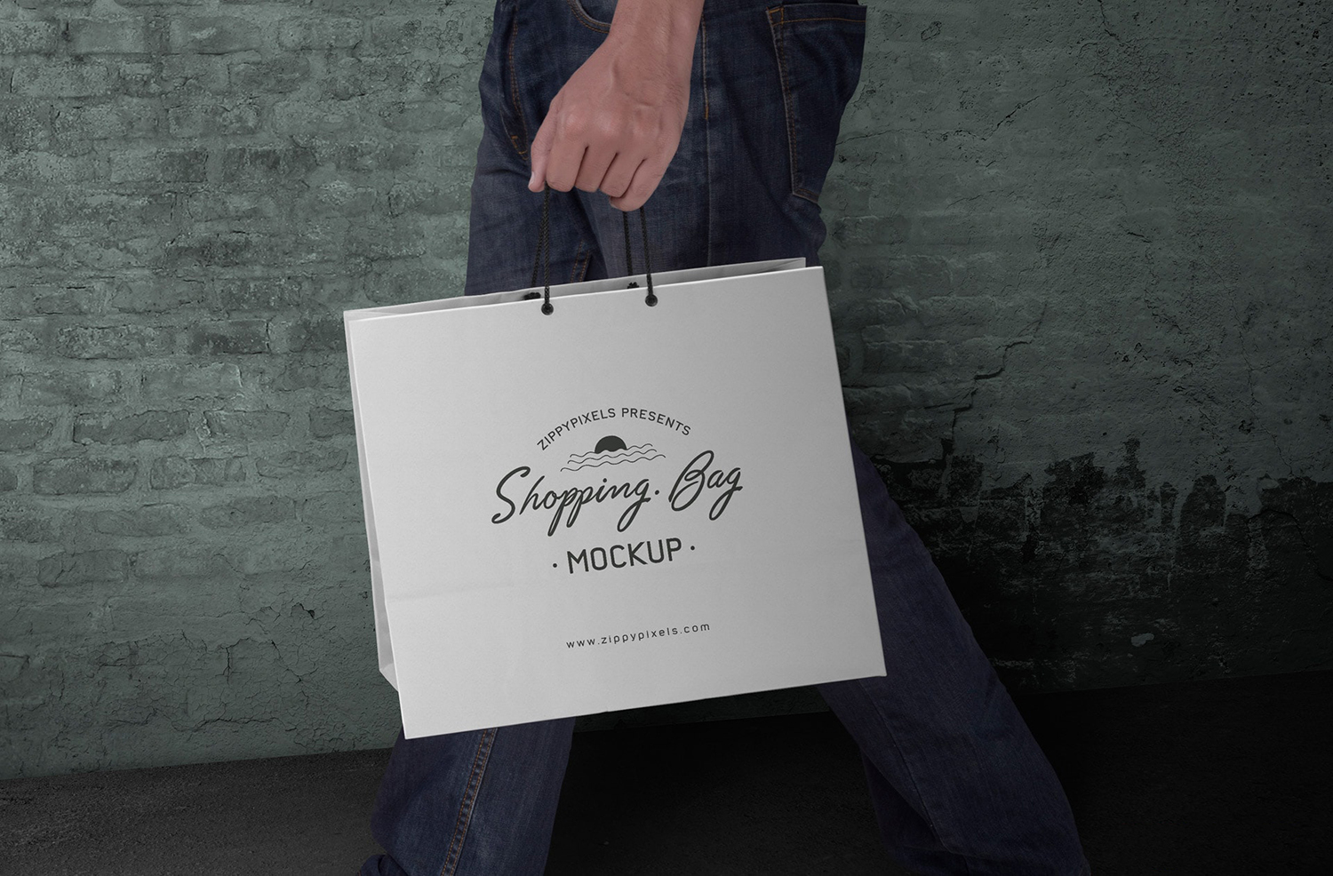 Free Customizable Shopping Bag Mockup PSD