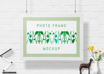 Free Gorgeous Wall Frame Mockup