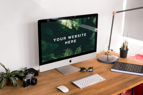 iMac on Desk PSD Mockup