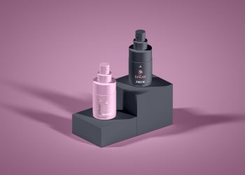 Free Modern Spray Bottle Mockup