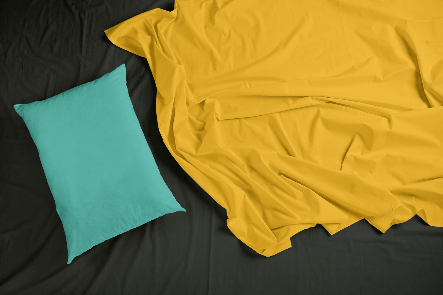 Free Textile Bedding Sheets & Pillow Mockup