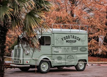 Citroen Foodtruck Free Mockup